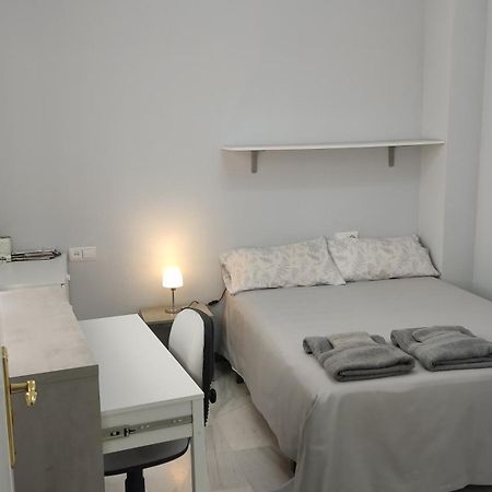 Habitacion Doble Con Bano Privado En Casa Clara コルドバ エクステリア 写真