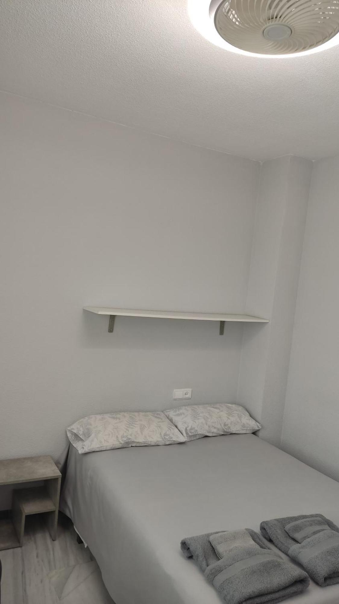 Habitacion Doble Con Bano Privado En Casa Clara コルドバ エクステリア 写真